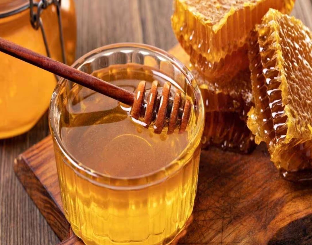 عسل کنار شفابخش بدون عوارض