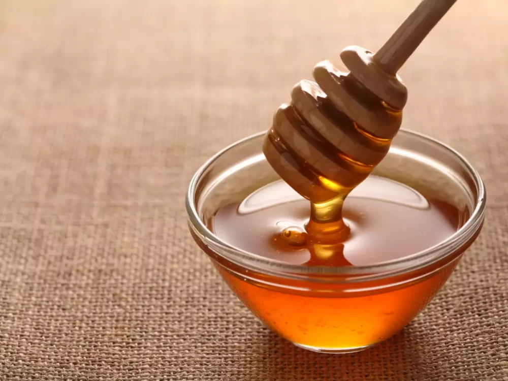 Natural honey with balanced sugar