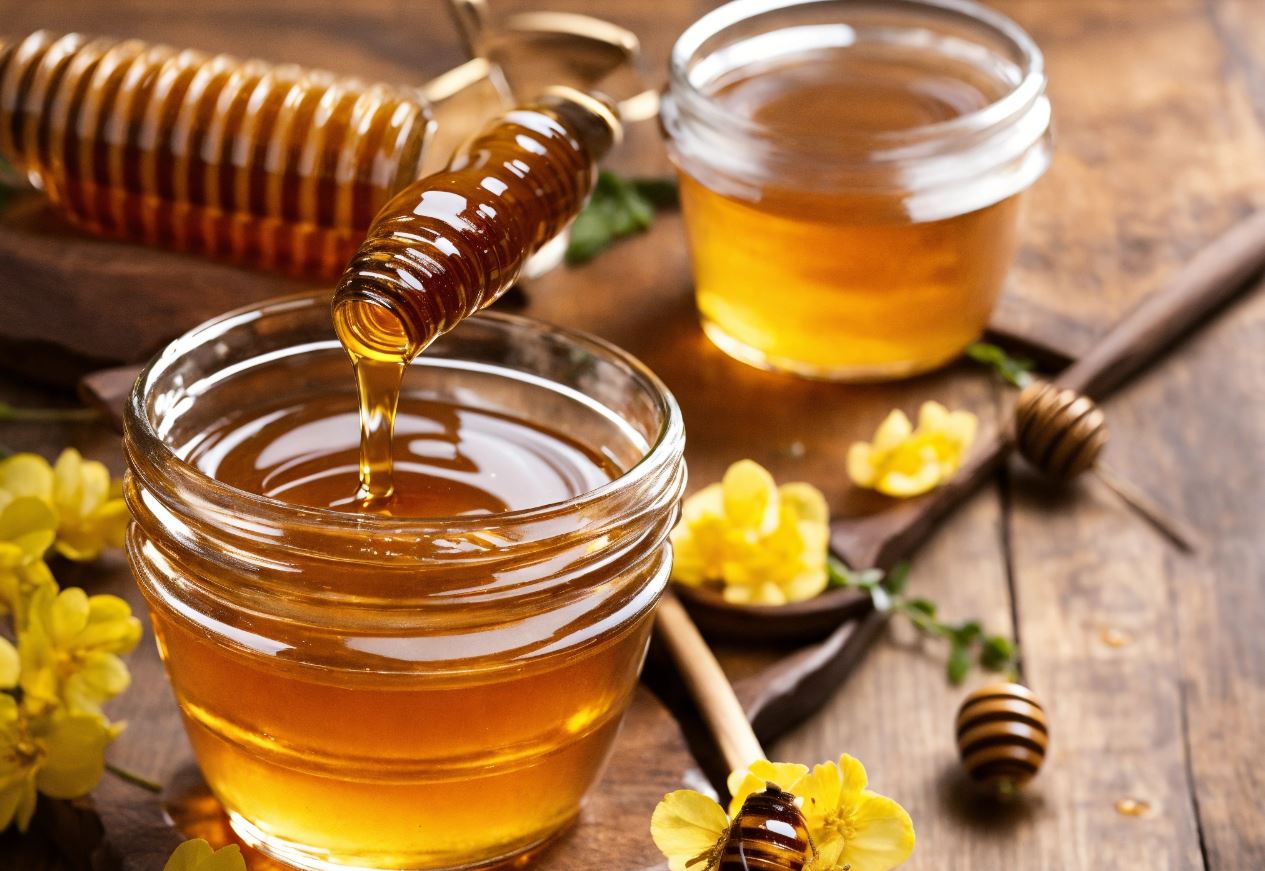 Golden Iranian herbal honey