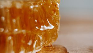 consume natural honey